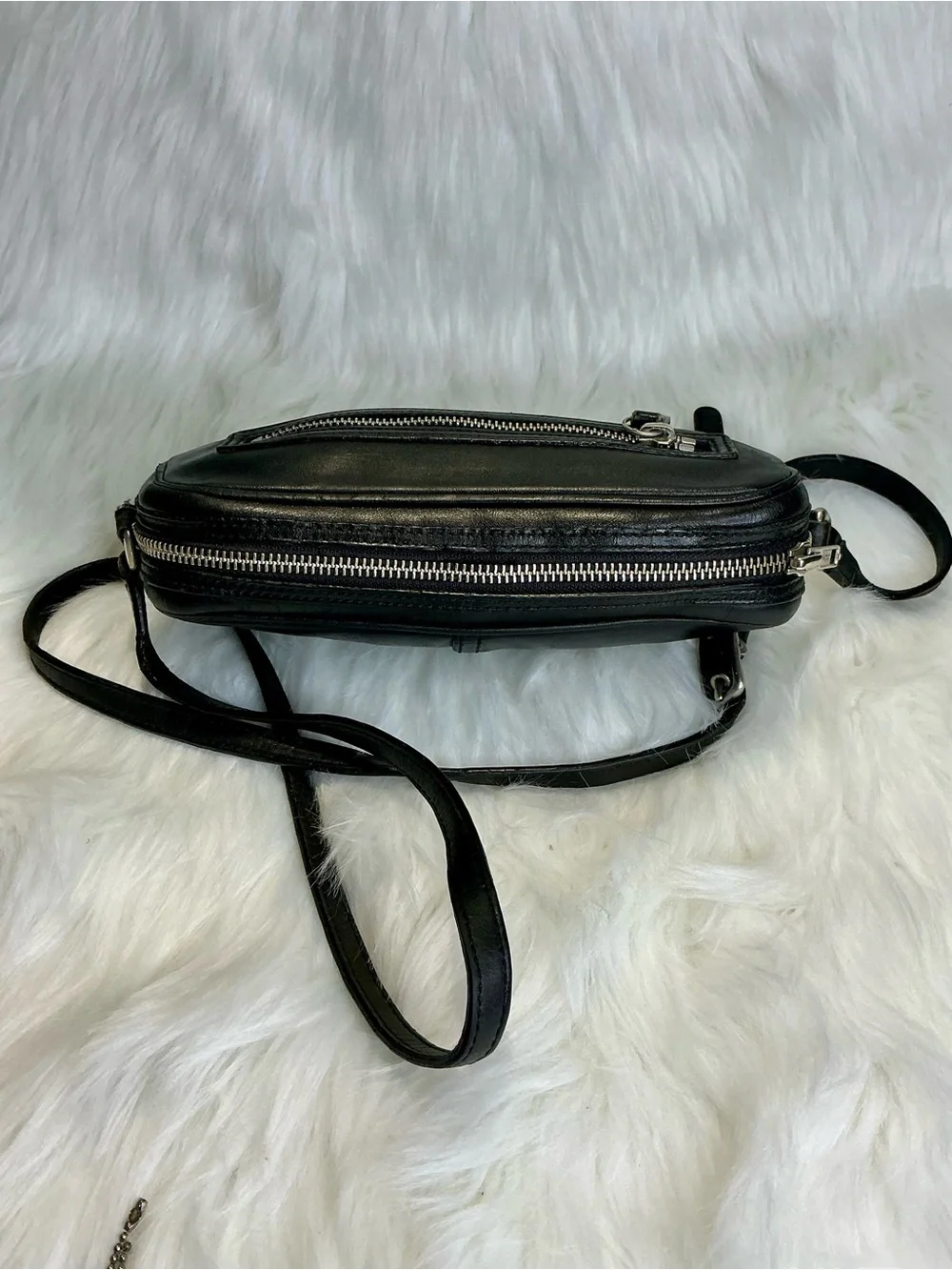 COACH Black Baguette Barrel Handbag No. M23-9589
